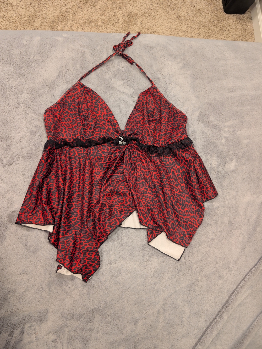 Multiple Tank Tops - Picture 4 of 9
